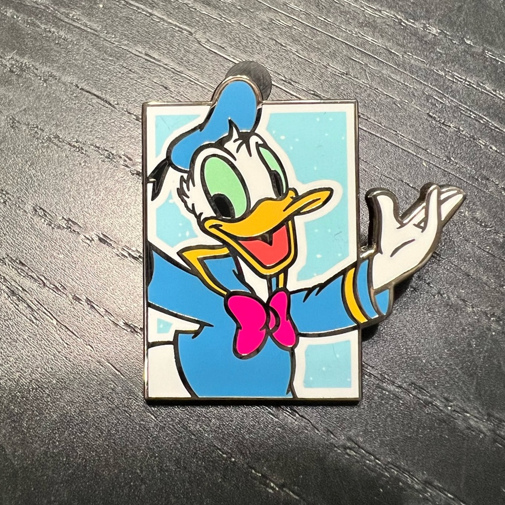 Donald Duck Disney Mickey and Pals Pin